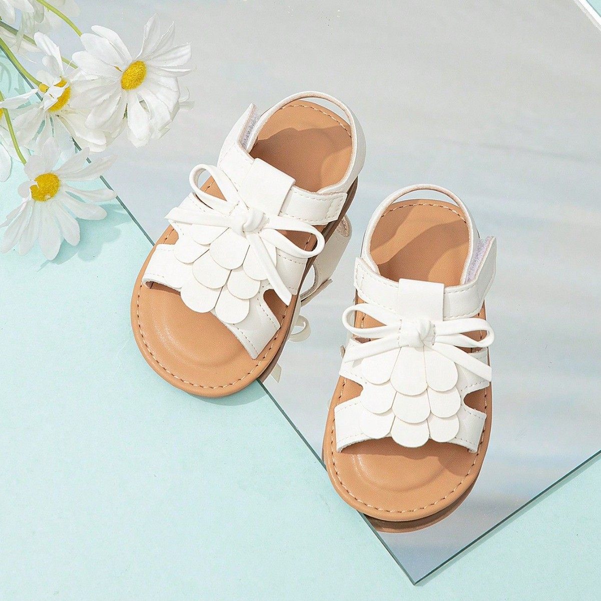 Baby Cute Cartoon Applique Decorative Woven Velcro Flat Sandals